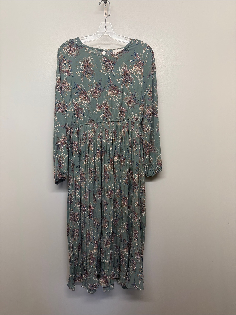 HAYDEN Smocked Waist Floral Cottagecore Maxi Dress in Sage Green